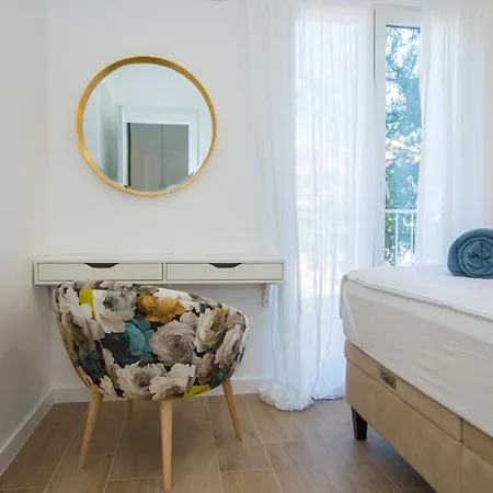 Sereno Апартаменты *